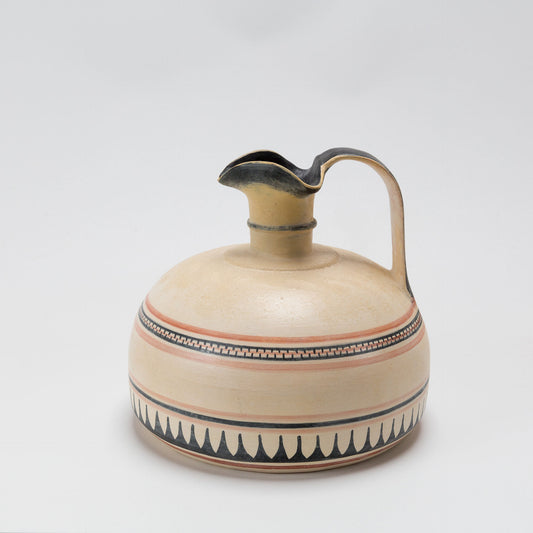 Oenochoé fond plat type corinthien