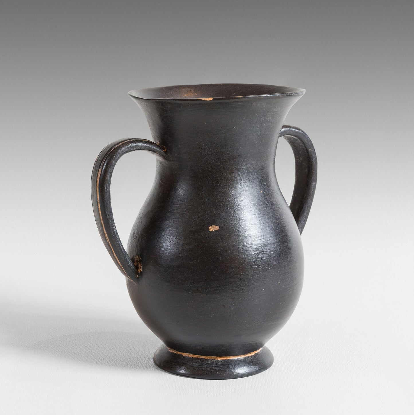 Amphoriskos noir