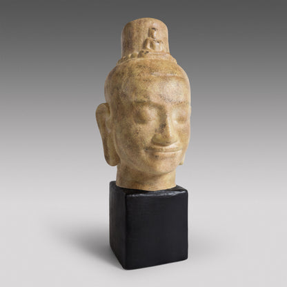 Grande tête de bouddha