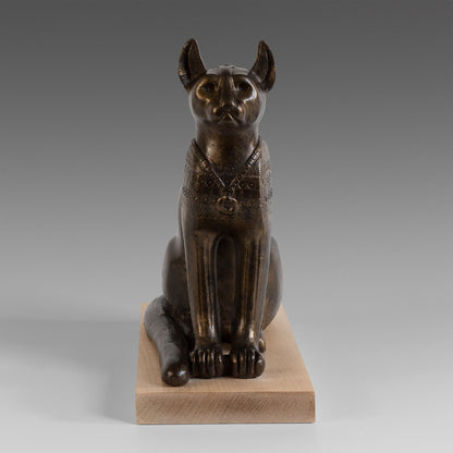Grand chat Déesse Bastet