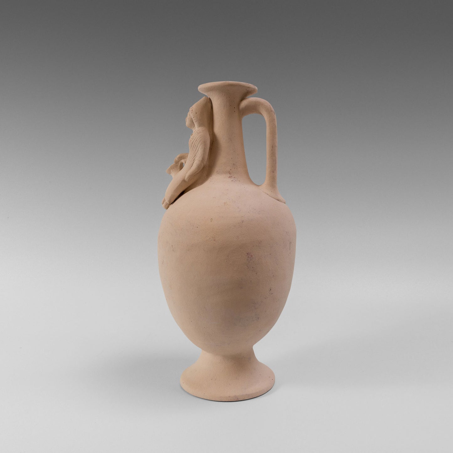 Cruche à la femme