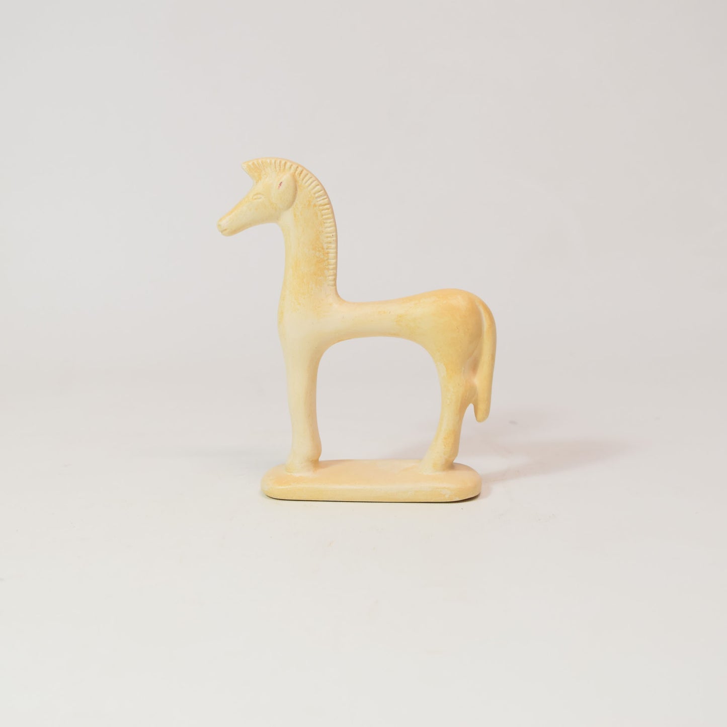 Petit cheval