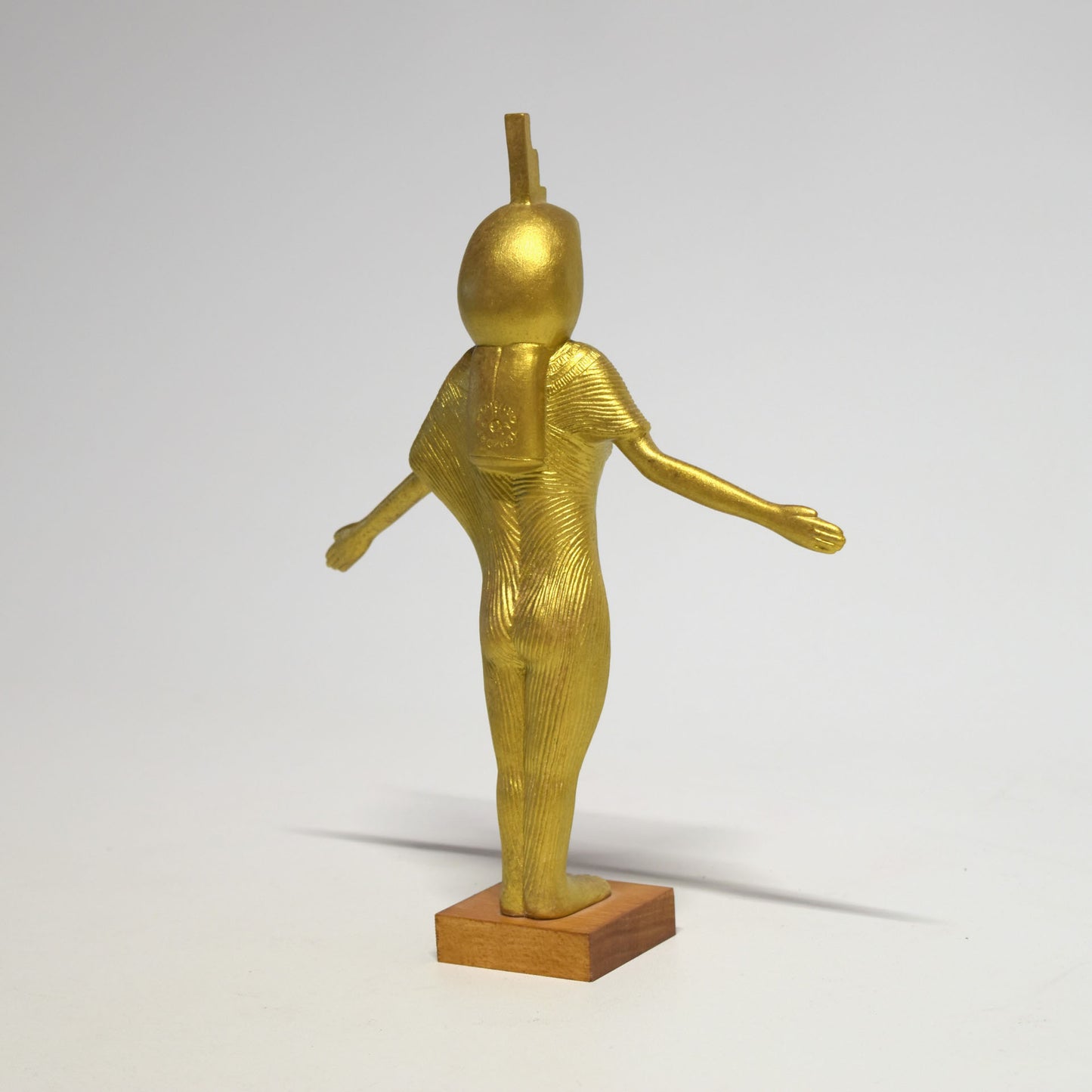 Statuette Isis du trésor de Toutankhamon