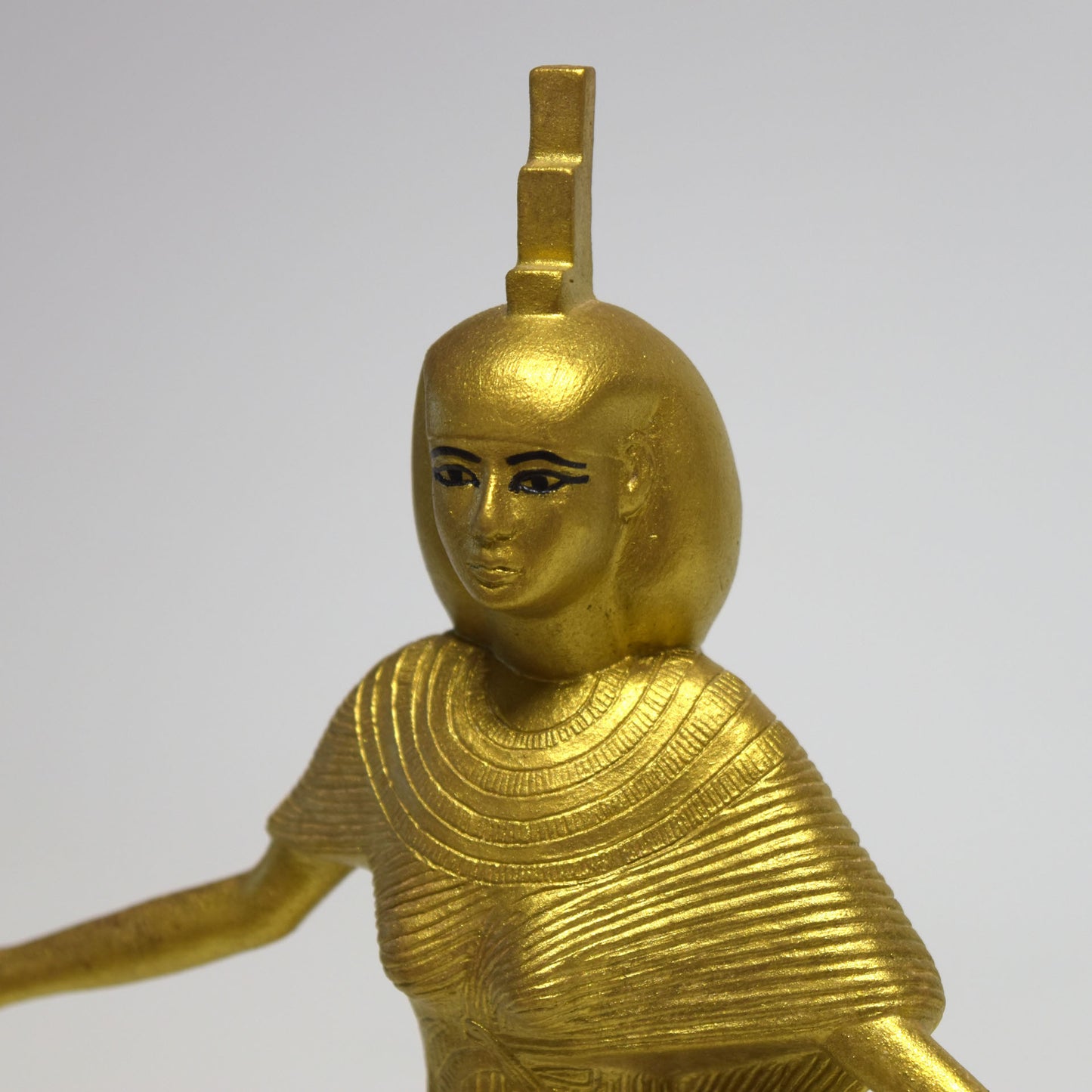 Statuette Isis du trésor de Toutankhamon