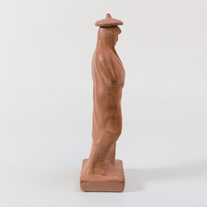 Tanagra au chapeau